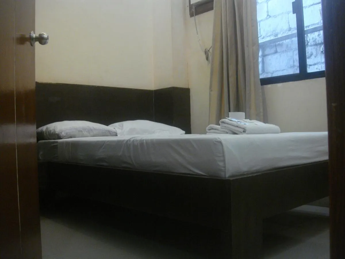 Hidden Pearl Hotel Angeles 3*,
